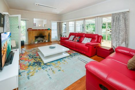 Photo of property in 10 Ormond Road, Hospital Hill, Napier, 4110