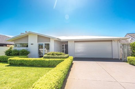 Photo of property in 16 Egmont Street, Patea, 4520