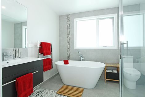 Photo of property in 11 Mangakino Road, Raglan, 3295