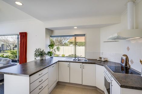 Photo of property in 3 Alderney Way, Taradale, Napier, 4112