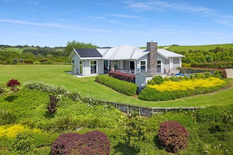 Photo of property in 101 Monowai Road, Wainui, Silverdale, 0994