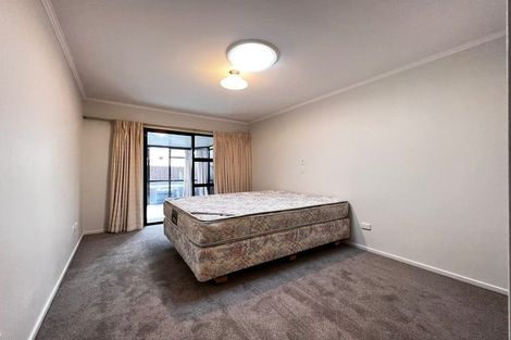 Photo of property in 1/17 Milford Road, Milford, Auckland, 0620