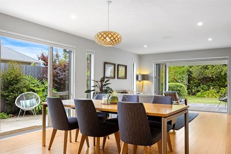 Photo of property in 15 Bowenvale Avenue, Cashmere, Christchurch, 8022