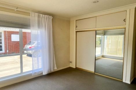 Photo of property in 2/186 Blighs Road, Strowan, Christchurch, 8052