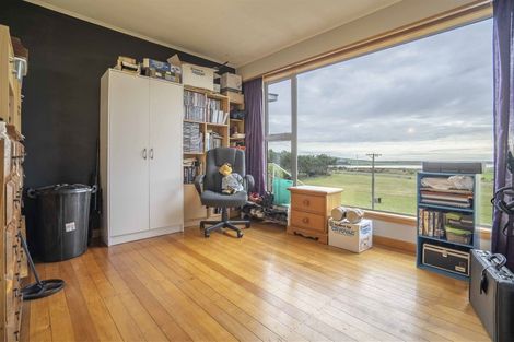 Photo of property in 127 Omaui Road, Greenhills, Invercargill, 9877