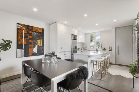 Photo of property in 7/83 Hinemoa Street, Birkenhead, Auckland, 0626