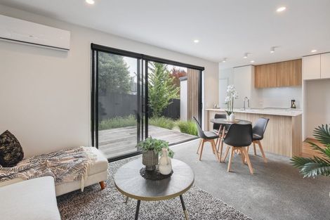 Photo of property in 4/63 Waltham Road, Sydenham, Christchurch, 8023