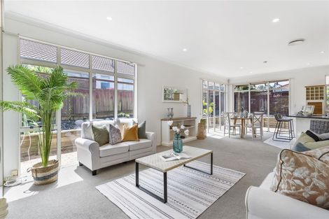 Photo of property in 5 Kentia Way, Somerville, Auckland, 2014