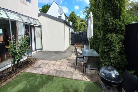 Photo of property in 2/44 London Street, Richmond, Christchurch, 8013
