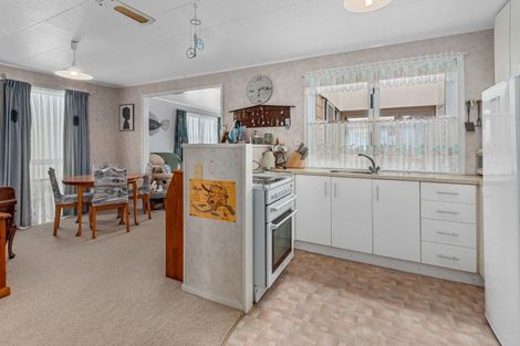 Photo of property in 1979 Ngunguru Road, Ngunguru, Whangarei, 0173