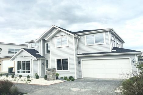 Photo of property in 39 Headland Drive, Long Bay, Auckland, 0630