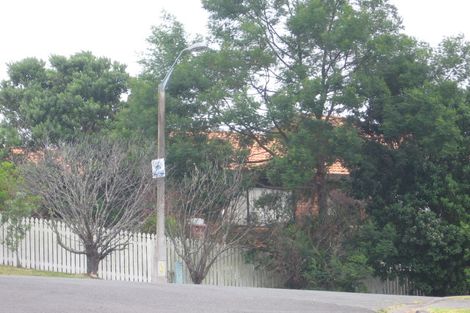 Photo of property in 92 Seaview Road, Glenfield, Auckland, 0629