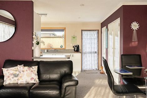 Photo of property in 49 Elderlee Street, Milton, 9220