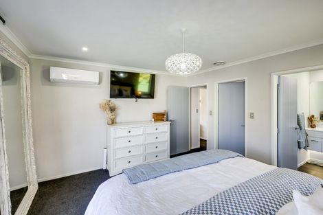 Photo of property in 38a Warwick Crescent, Taradale, Napier, 4112