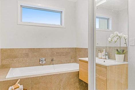 Photo of property in 37 Kia Kaha Drive, Snells Beach, 0920