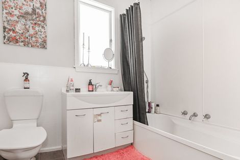 Photo of property in 316 Lumsden Road, Akina, Hastings, 4122