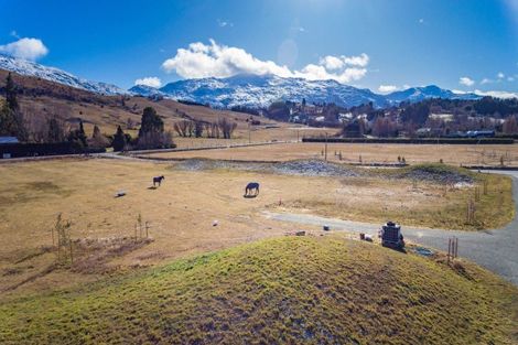 Photo of property in 12 Fitzpatrick Road, Dalefield, Queenstown, 9371