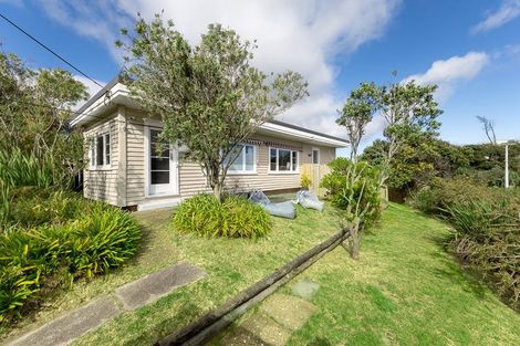 Photo of property in 67 Tasman Road, Otaki Beach, Otaki, 5512