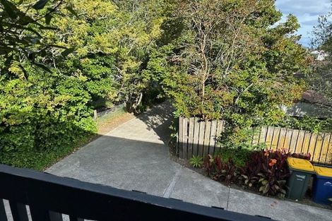 Photo of property in 1/10 Newstead Avenue, Browns Bay, Auckland, 0632