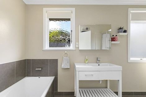 Photo of property in 13 Rawhiti Street, Stokes Valley, Lower Hutt, 5019