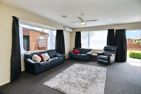 Photo of property in 11 Rowse Street, Rangiora, 7400