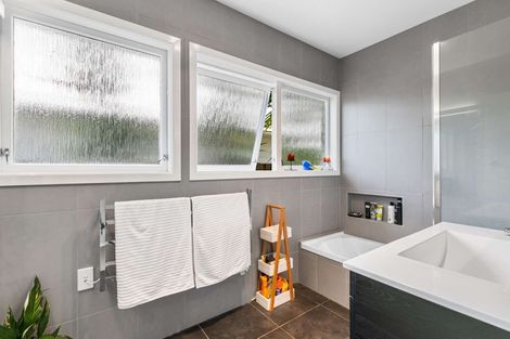 Photo of property in 18 Raymond Street, Fairview Downs, Hamilton, 3214