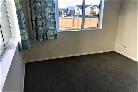 Photo of property in 39 Lockheed Street, Hobsonville, Auckland, 0618