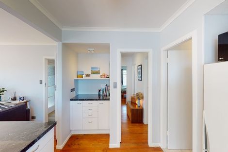 Photo of property in 5 Tower Crescent, Durie Hill, Whanganui, 4500