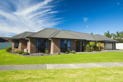 Photo of property in 14 Sterling Park, Lytton West, Gisborne, 4010