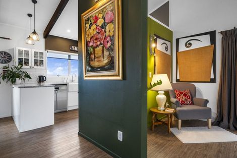 Photo of property in 17a Townhead Crescent, Bethlehem, Tauranga, 3110