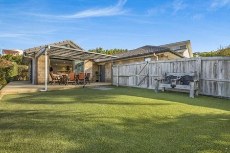 Photo of property in 12 Fendalton Place, Hatfields Beach, Orewa, 0931