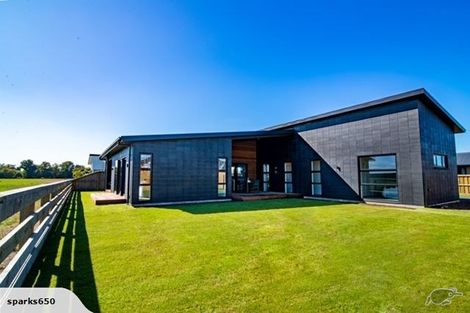 Photo of property in 7 Grey View Grove, Rangiora, 7400