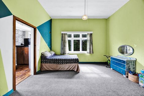 Photo of property in 77 Ngatai Street, Manaia, 4612