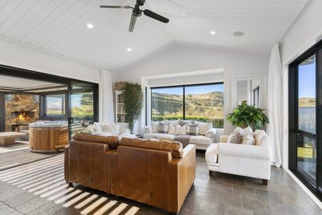 Photo of property in 20 Katelyn Place, Kinloch, Taupo, 3385