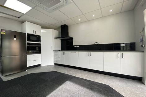 Photo of property in 34 Willis Street, Palmerston North, 4410