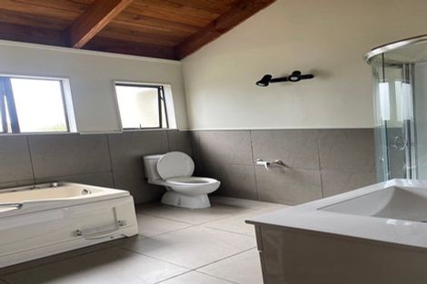 Photo of property in 642b Whangaparaoa Road, Stanmore Bay, Whangaparaoa, 0932