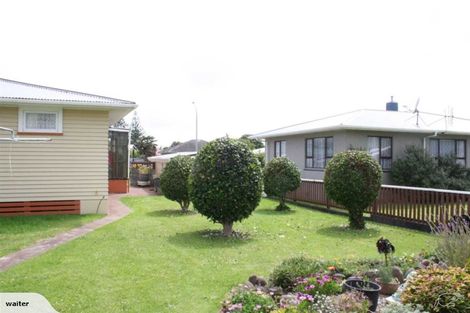 Photo of property in 19 Hume Street, Waitara, 4320