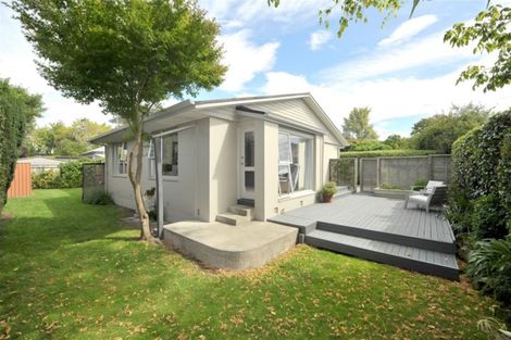 Photo of property in 15 Lloyd Street, Strowan, Christchurch, 8052