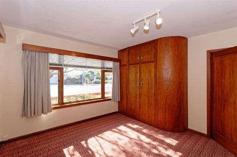 Photo of property in 306 Ferry Road, Waltham, Christchurch, 8011