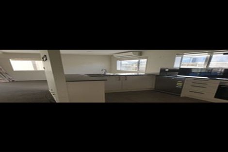 Photo of property in 18/45a Swanson Road, Henderson, Auckland, 0610