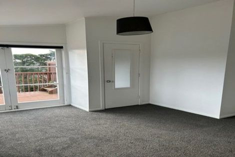 Photo of property in 46 Verbena Road, Birkdale, Auckland, 0626