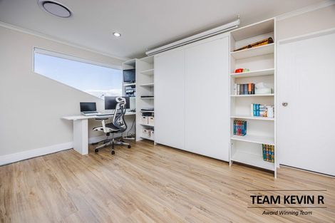 Photo of property in 144 Keri Vista Rise, Papakura, 2110