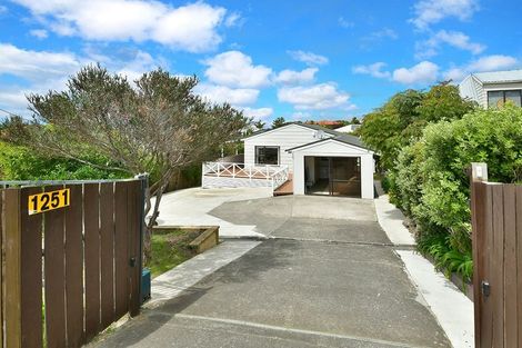 Photo of property in 1251 Whangaparaoa Road, Gulf Harbour, Whangaparaoa, 0930