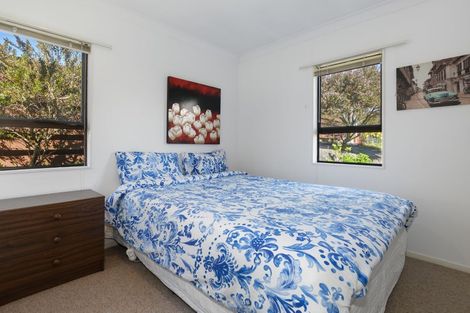 Photo of property in 5 Holmburn Street, Welcome Bay, Tauranga, 3112