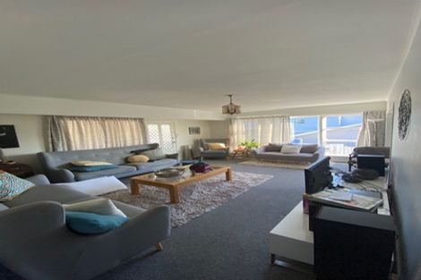 Photo of property in 16 Rotoiti Avenue, Pakuranga Heights, Auckland, 2010