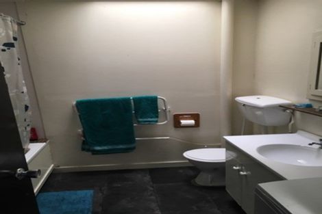 Photo of property in 4/107 Holly Road, St Albans, Christchurch, 8014