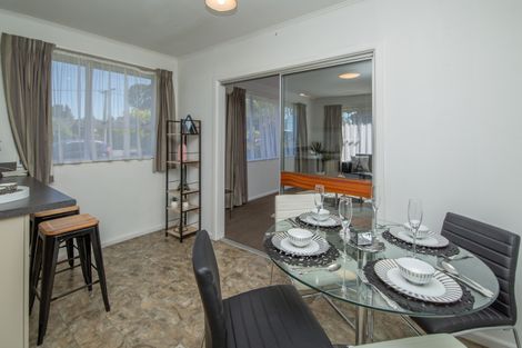 Photo of property in 2/19 Sturrocks Road, Redwood, Christchurch, 8051