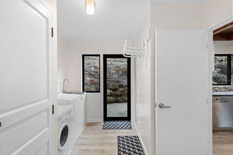 Photo of property in 5 Viscount Lane, Frankton, Queenstown, 9300