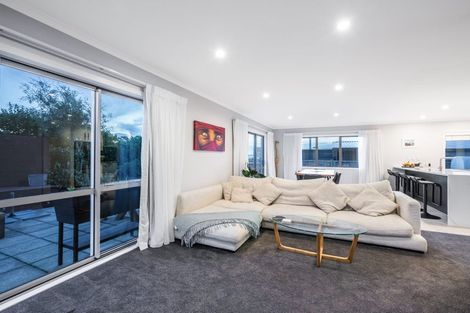 Photo of property in 17 Kepler Way, Aotea, Porirua, 5024