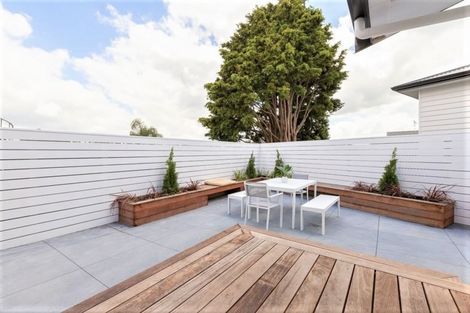 Photo of property in 12 Edwin Street, St Andrews, Hamilton, 3200